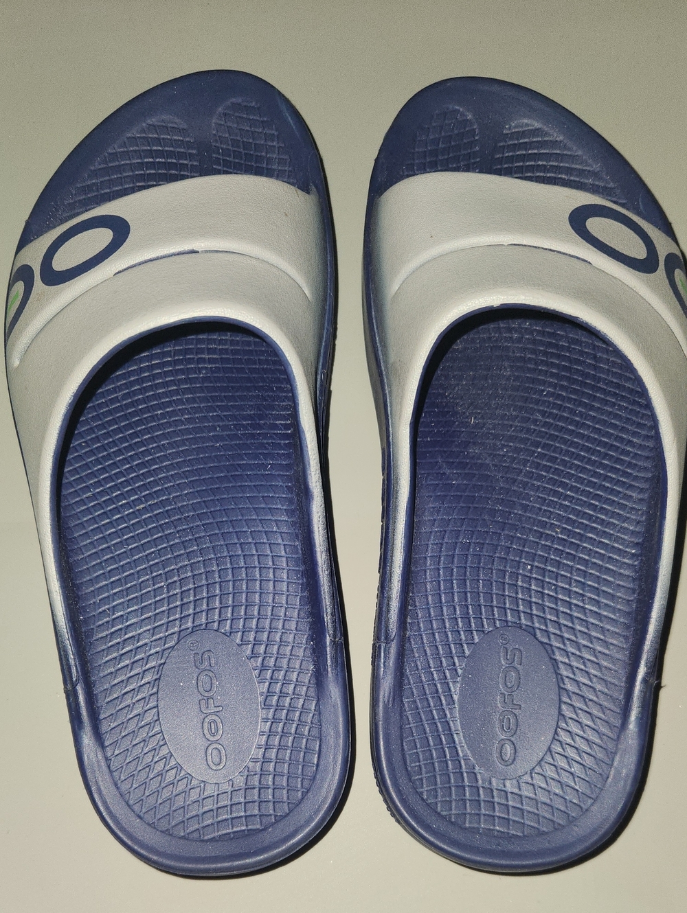 Oofos Men's Sandals Size 7M/9W Used Blue/Gray
